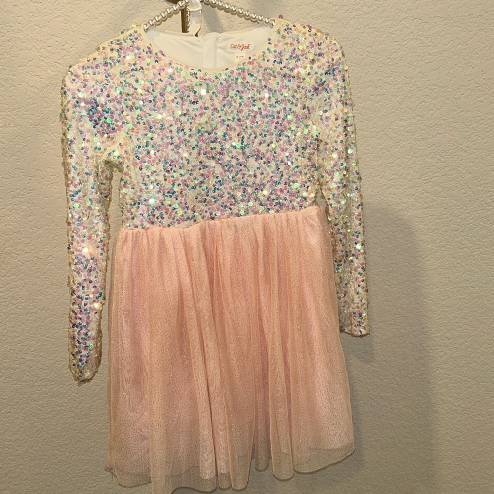 Cat & Jack sparkly tulle dress M (7/8)